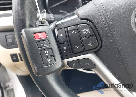 2019 Toyota Highlander Xle z USA, uszkodzony, nr VIN 5TDJZRFH6KS627247